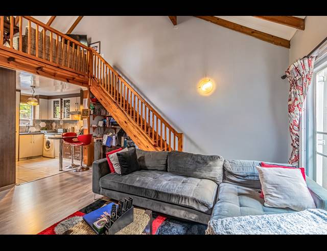 3 BEDROOM TOWNHOUSE FOR SALE IN DOUGLASDALE